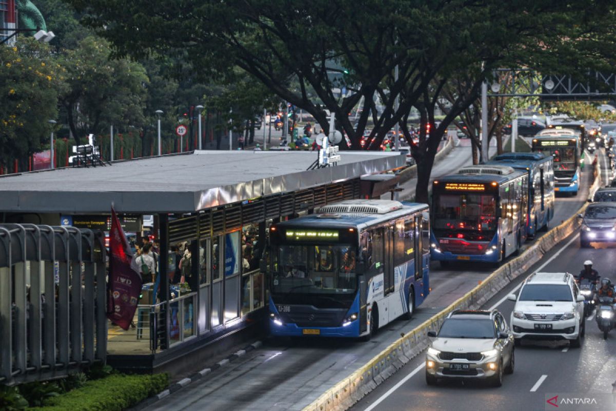 Politik Transportasi: Mewujudkan Mobilitas Nasional